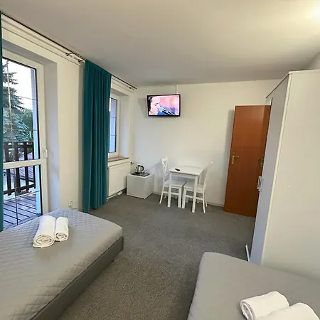 Mieta I Woda - ベッド・アンド・ブレックファスト 3*